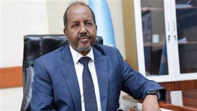    الرئيس الصومالي يقيل مستشاره الخاص لشؤون علاقات الولايات الفيدرالية