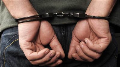 ضبط تشكيل عصابي مسلح تخصص في سرقة الهواتف المحمولة ومتعلقات المواطنين بالقاهرة