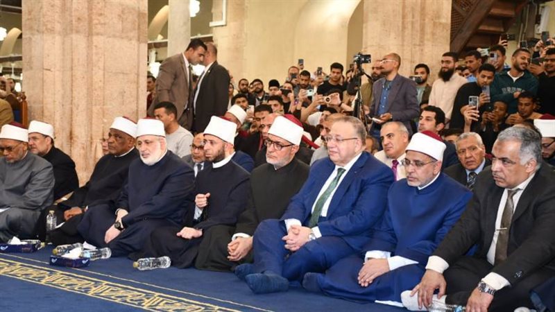 وزير الأوقاف وقيادات