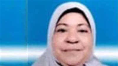 الأم المثالية بمحافظة مطروح توفي زوجها بالسرطان وترك لها ٣ أبناء بنت وولدين