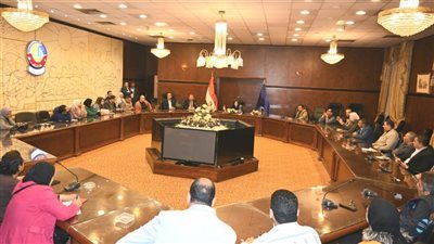  محافظ البحيرة تؤكد استمرارية وتطوير آليات التعاون بين المحافظة ووسائل الإعلام