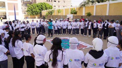  أنشطة تفاعلية بمدرسة الإعدادية القديمة بنات بسوهاج للتوعية بكيفية الحفاظ على شبكات الصرف الصحى