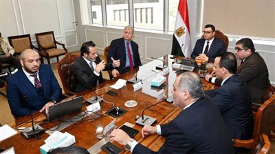 وزير الإسكان يستعرض مقترحًا للمخطط الاستراتيجي لتنمية منطقة غرب رأس الحكمة بالساحل الشمالي