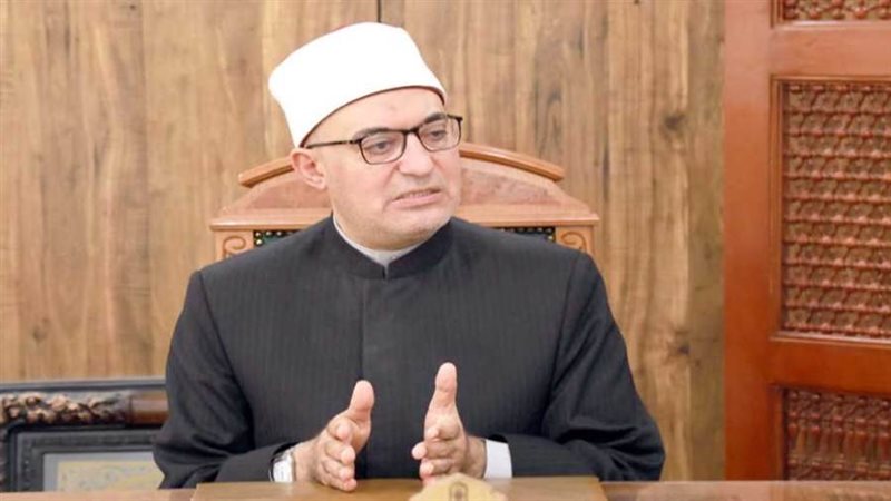 الدكتور نظير عياد