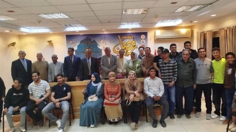 جانب من الندوة