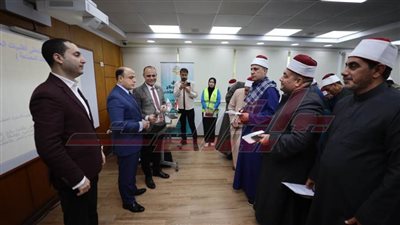 محافظ كفر الشيخ يتفقد فعاليات البرنامج التدريبي