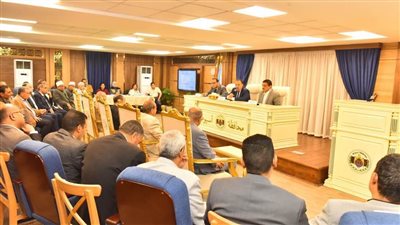 محافظ أسيوط يوجه بسرعة إنهاء ملفي التقنين والتصالح