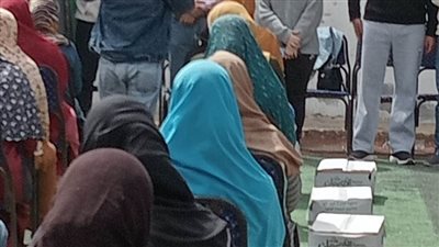 توزيع كراتين 