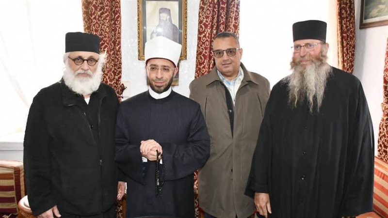 وزير الأوقاف ومحافظ