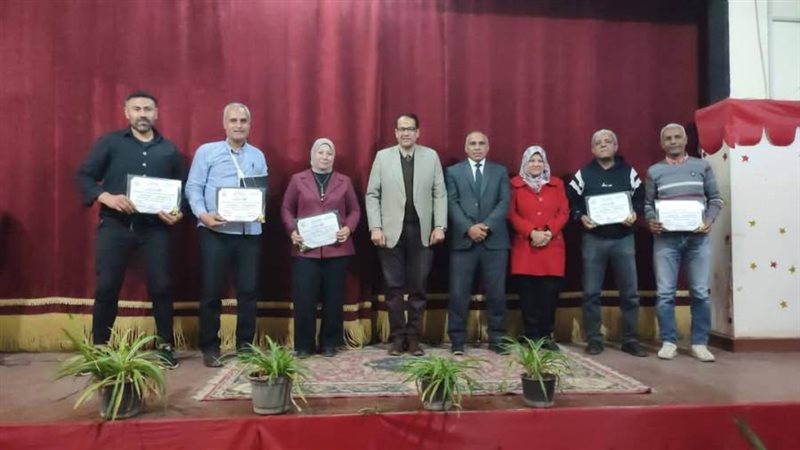 جانب من التكريم