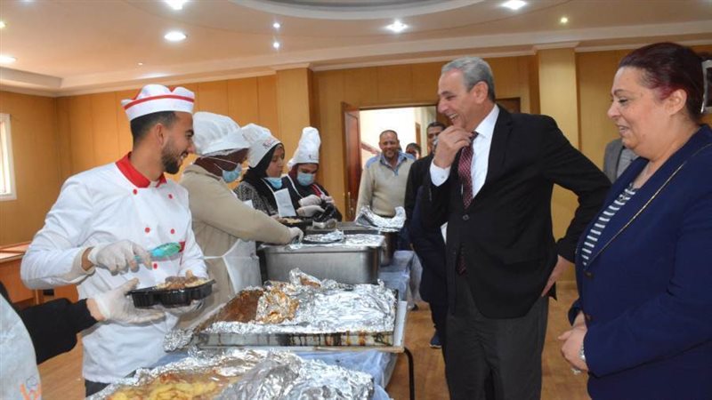 محافظ الغربية خلال