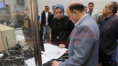 محافظ كفر الشيخ يتفقد المركز التكنولوجي لخدمة المواطنين بمصيف بلطيم