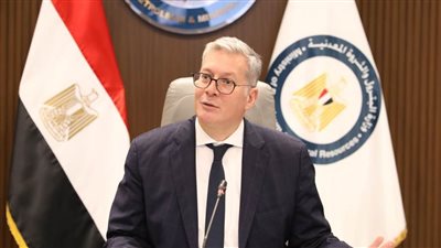 تنسيق بين البترول والكهرباء استعدادًا لفصل الصيف