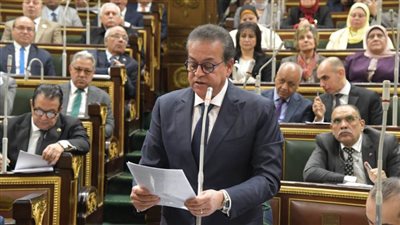 وزير الصحة لرئيس مجلس النواب: نقدم بالشكر على جهودكم في مراجعة صياغات القانون ولولا اهتمامك الشخصي لما خرج للنور 