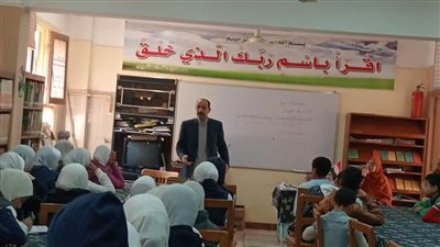 إنجازات الدولة المصرية والمواطنة في سلسلة ندوات لطلاب المدارس بأسيوط