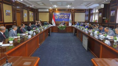 مجلس جامعة دمنهور يهنئ الرئيس السيسي بعيد الفطر المبارك 