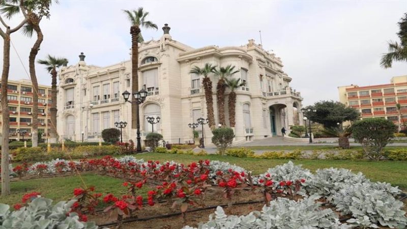 جامعة عين شمس