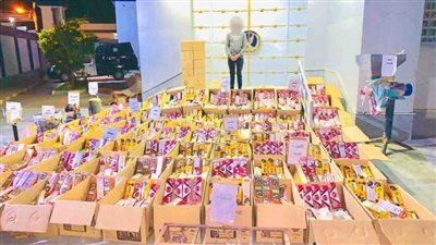 القبض على عامل بالفيوم يصنع  الألعاب النارية ويتاجر  بها وبحوزته  3,5 مليون قطعة 