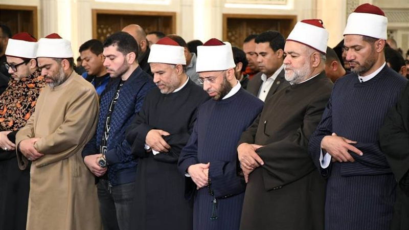 وزير الأوقاف خلال