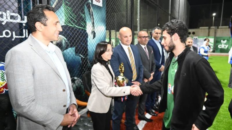 تكريم الفريق الفائز