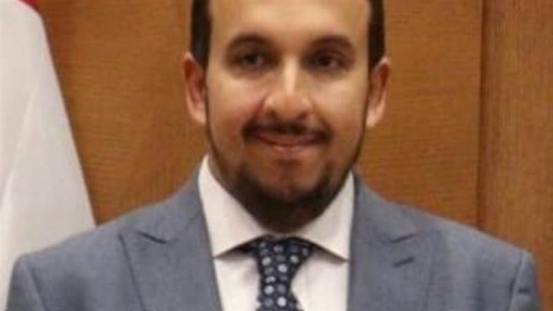 الدكتور أحمد خالد