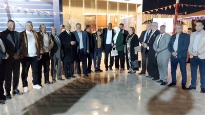 عمال السياحة تؤيد جهود القيادة السياسية لتحقيق الاستقرار في المنطقة