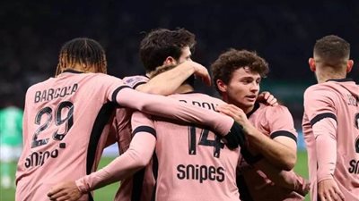 في ريمونتادا تاريخية .. باريس سان جيرمان يكتسح سانت إتيان بسداسية في الدوري الفرنسي