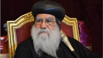 فقدنا رمزا وطنيا مخلصا ..رئيس جامعة دمنهور ينعي نيافة الأنبا باخوميوس