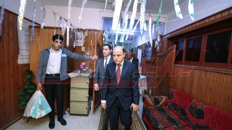 جولة المحافظ