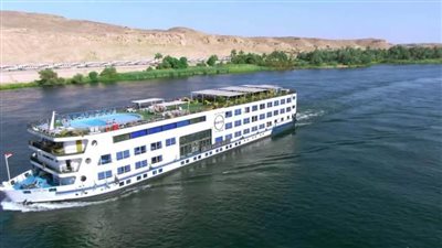 النقل تدعو شركات القطاع الخاص للاستثمار في قطاع النقل النهري 