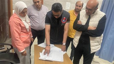 وكيل وزارة الصحة بسوهاج يتفقد وحدة  طب الأسرة الجزازره بالمراغة