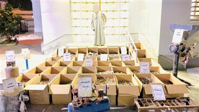 ضبط عامل بالفيوم يدير ورشة لتصنيع الألعاب النارية بحوزته أكثر من مليون قطعة 