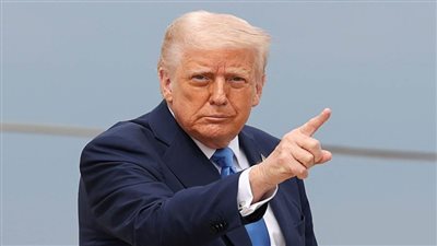 رسوم ترامب الجمركية تُشعل حربًا تجارية وتطلق الدعوات لإجراء مفاوضات مع أمريكا لخفضها