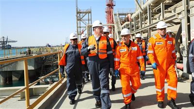 وزير البترول يؤكد دعم الدولة لجهود تطوير البنية الأساسية لتخزين وتداول المنتجات البترولية 