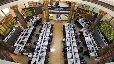 تراجع جماعي لمؤشرات البورصة المصرية عند إغلاق تعاملات اليوم
