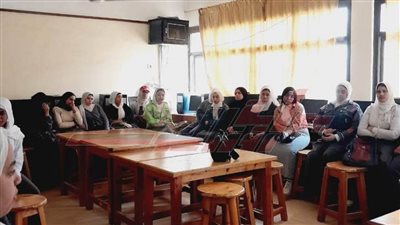 ورش تفاعلية بالثانوية الزراعية بنات ضمن مبادرة 