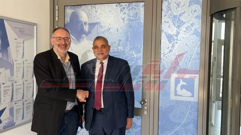 زيارة رئيس جامعة