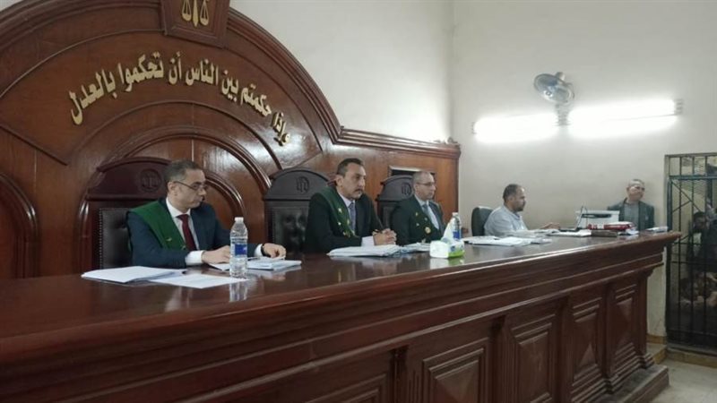 منصة المحكمة