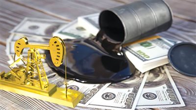 النفط الأمريكي يهبط دون 60 دولارًا للبرميل لأول مرة منذ 4 سنوات