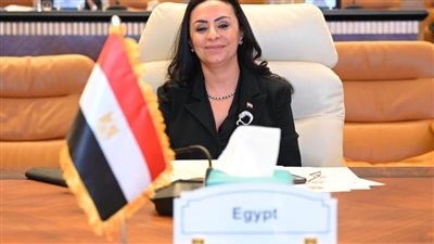 وزيرة التضامن الاجتماعي تتابع تداعيات انهيار عقار بأسيوط وتوجه بصرف التعويضات اللازمة لأسر الضحايا