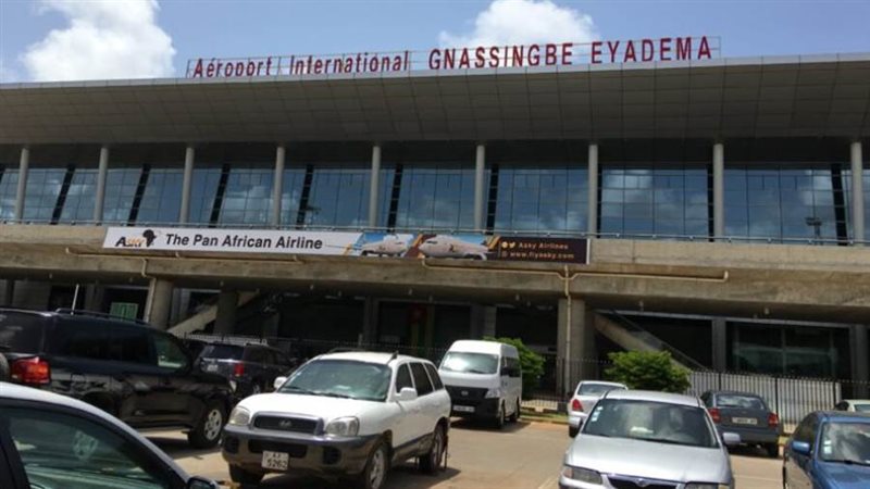 مطار جناسينجبي إياديما