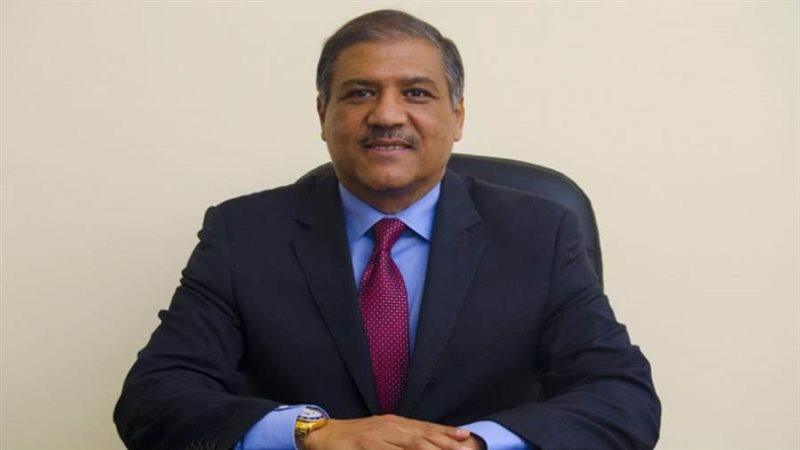 الدكتور عفت السادات