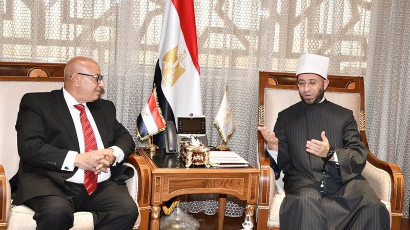 وزير الأوقاف ورئيس