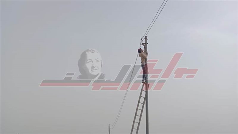 أعمدة الكهرباء