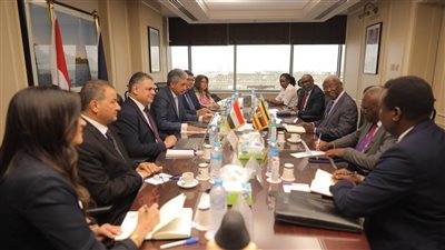 شريف فتحي يستقبل وزير السياحة والحياة البرية والآثار بأوغندا