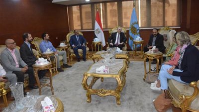 بالصور.. محافظ الغربية خلال لقاء وفد الاستثمار الأوروبي: لن نسمح بتعطيل تطوير مصرف كيتشنر