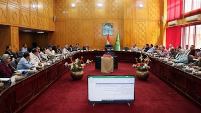 نائب محافظ الإسماعيلية يتابع الإجراءات التنفيذية لزيادة نسبة المحافظة في ملفات تقنين أراضي أملاك الدولة 