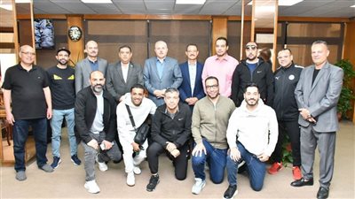 رئيس جامعة قناة السويس وقياداتها تستقبل منتخب الجامعة المتأهل لبطولة الجمهورية