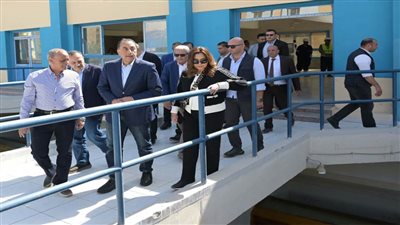 رئيس الوزراء يتفقد محطة مياه المرشحة بأسيوط