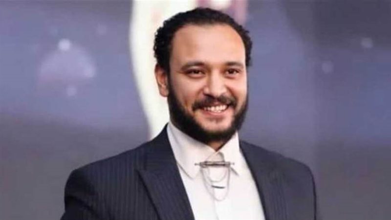 الفنان أحمد خالد